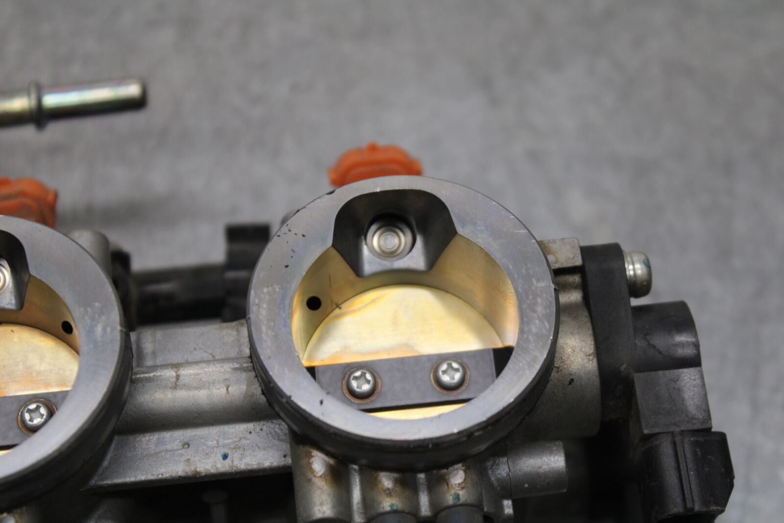 12-13 KAWASAKI Z1000 MAIN FUEL INJECTORS / THROTTLE BODIES BB743