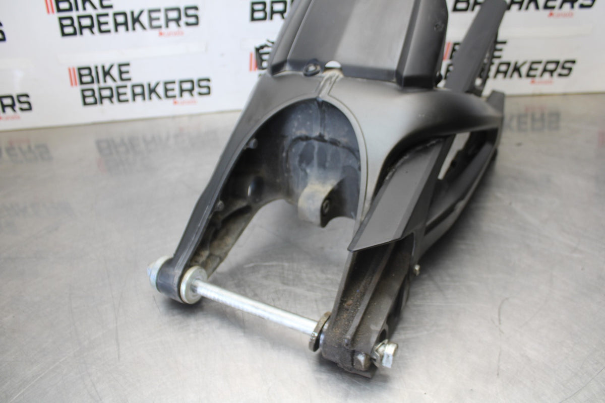 15-17 YAMAHA FJ09 REAR SWINGARM BACK SUSPENSION SWING ARM BB906