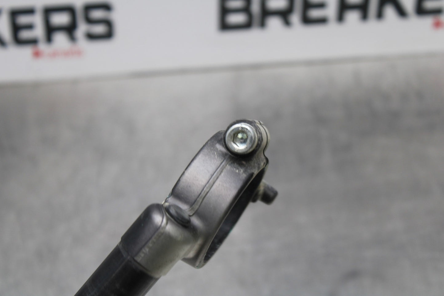 11-22 SUZUKI GSXR 600  LEFT CLIP ON HANDLEBAR BB193