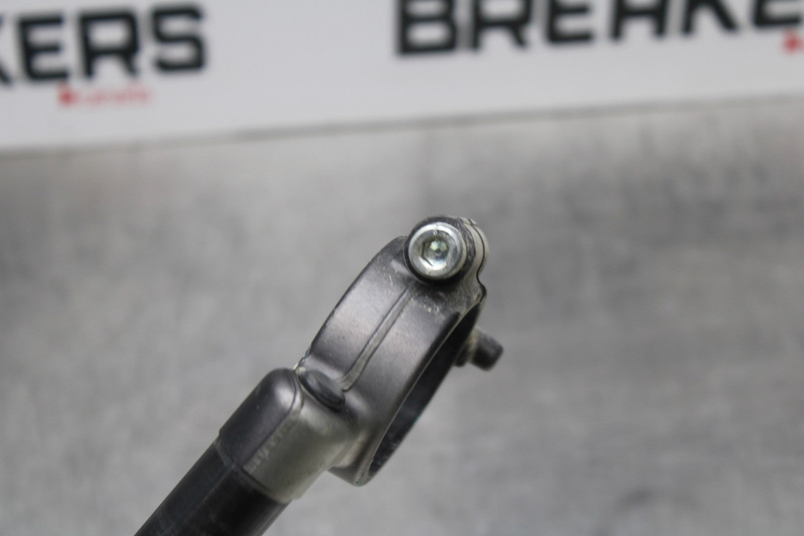11-22 SUZUKI GSXR 600  LEFT CLIP ON HANDLEBAR BB193