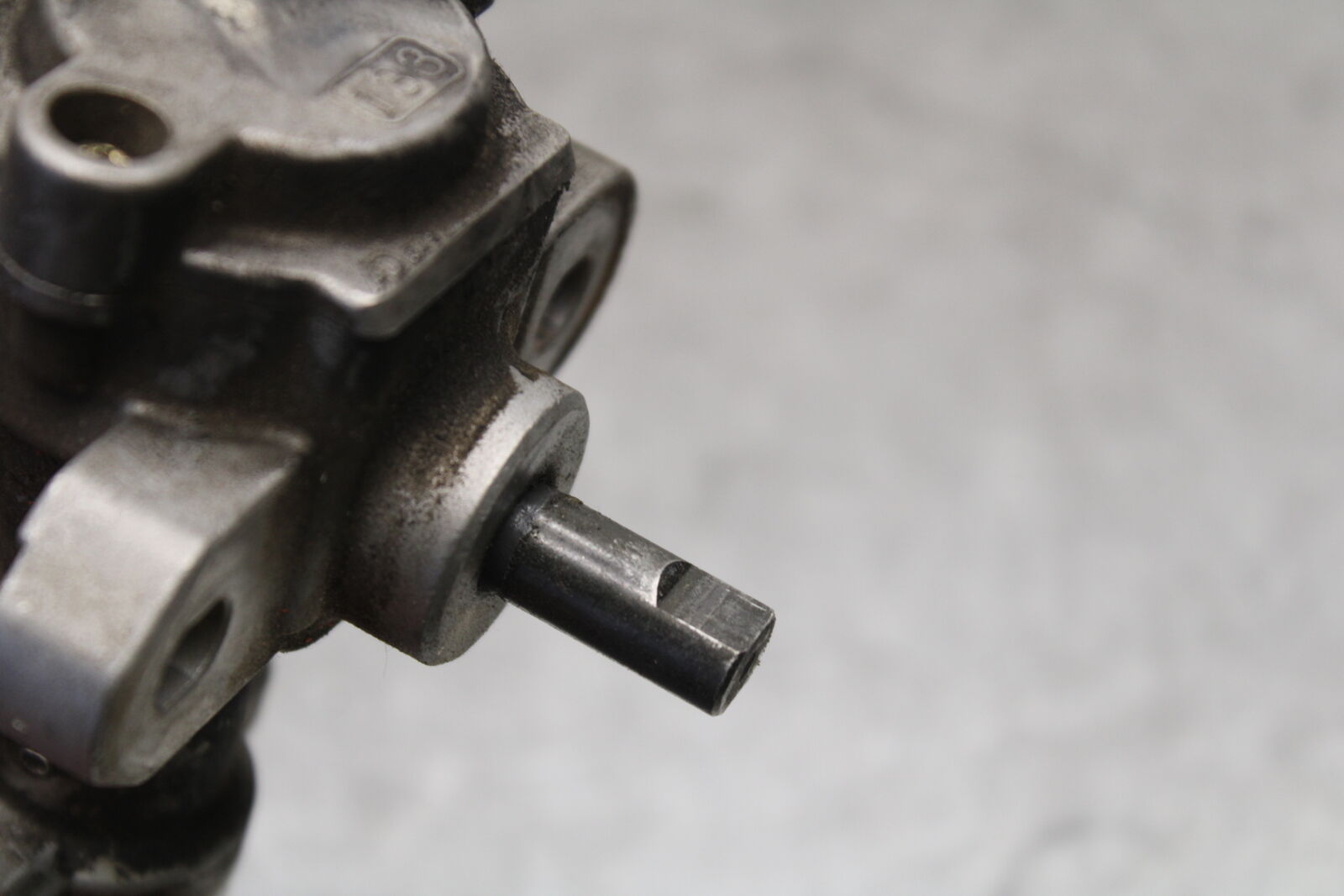 05-06 SUZUKI BOULEVARD M50 IGNITION LOCK KEY SET W/ GAS CAP AND SEAT LOCK BB671