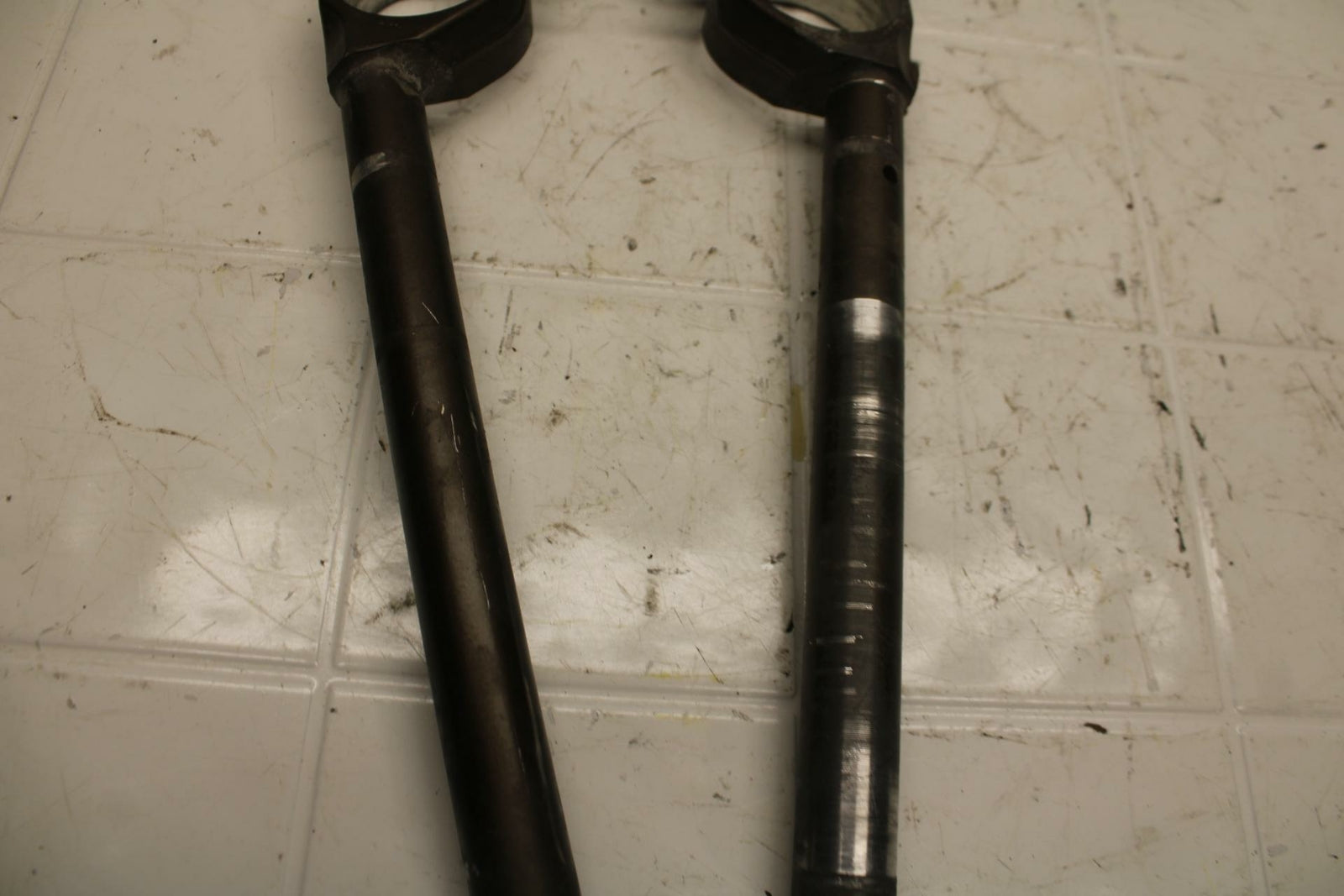 03-04 KAWASAKI NINJA ZX6R 636 LEFT RIGHT CLIP ON ONS HANDLEBARS PAIR SET BB397