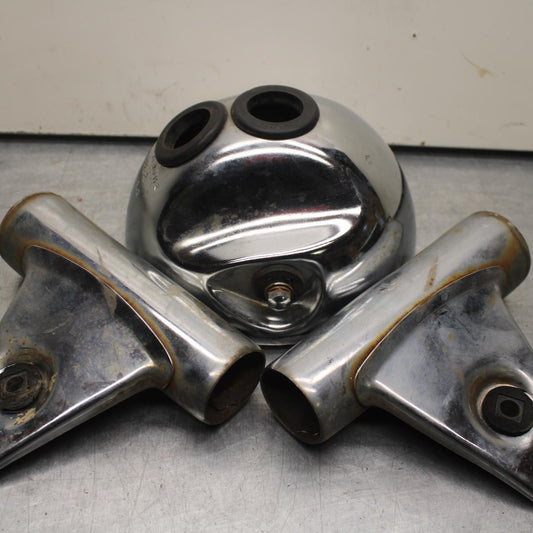 80-83 SUZUKI GS750E HEADLIGHT HEAD LIGHT LAMP TRIM  BB82