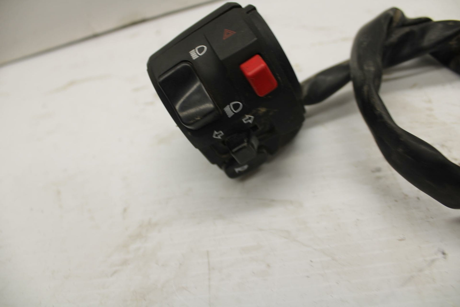 17-20 KAWASAKI NINJA 650 EX650 ABS LEFT CLIP ON HANDLE HORN SIGNALS SWITCH BB277