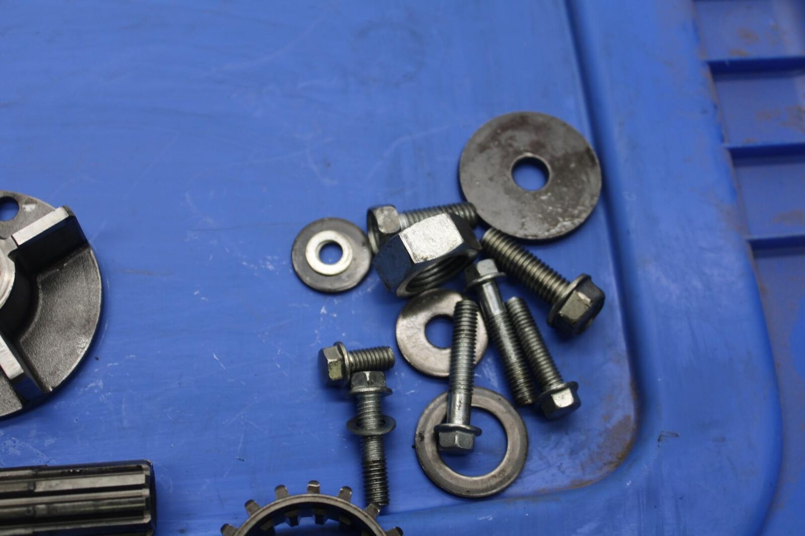 1985 Kawasaki Ninja 900R ZX900A ENGINE MOTOR OIL PUMP AND PARTS LOT BB84