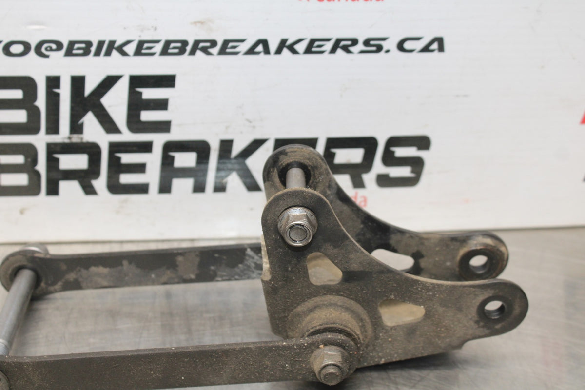 24 KAWASAKI NINJA 500 ABS REAR DOGBONE SHOCK LINKAGE LINK BB818