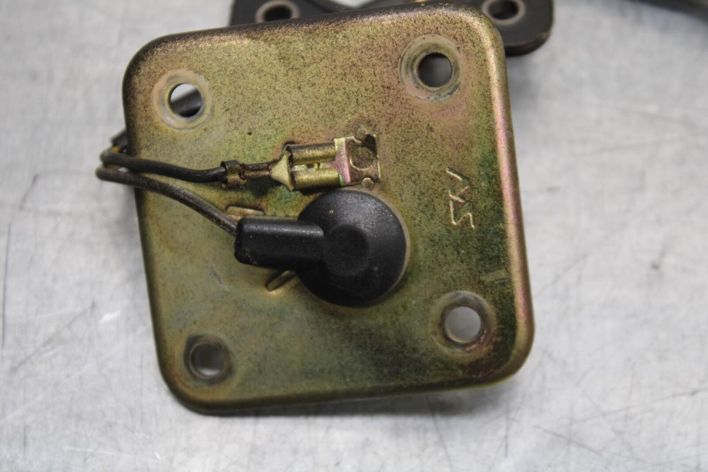 2000 Kawasaki Ninja ZX12R ZX1200A FLOAT GAS FUEL PETROL LEVEL SENDING UNIT BB565