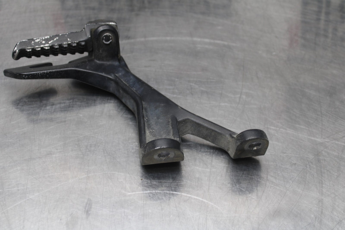 18-23 KAWASAKI NINJA 400 EX400 ABS LEFT REAR BACK PASSENGER PEG BB795
