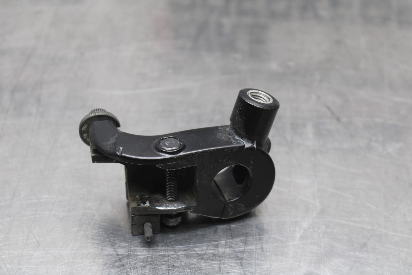 09-10 KAWASAKI ER-6N CLUTCH LEVER PERCH MOUNT BRACKET BB205