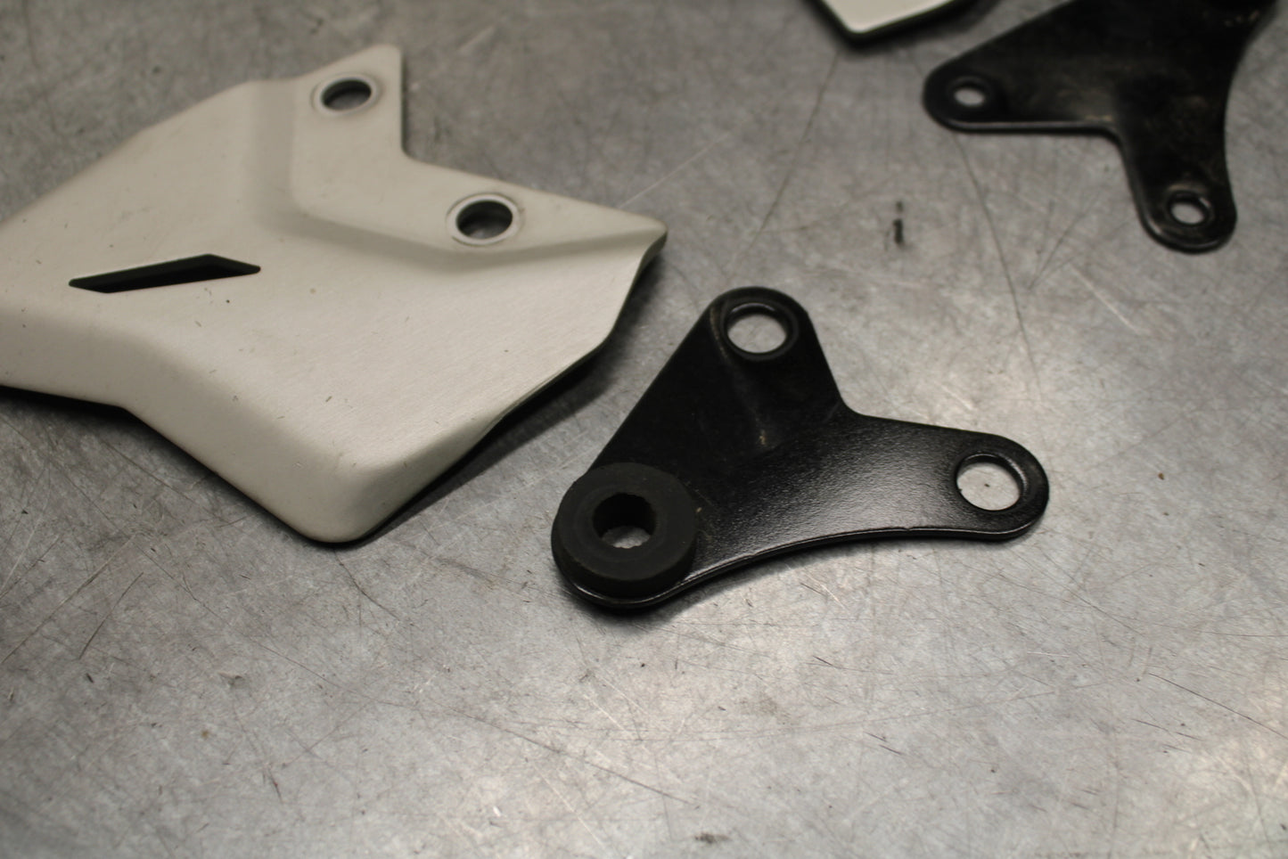 18-24 KAWASAKI NINJA 650  REARSET REAR HEEL GUARD COVER SET BB725