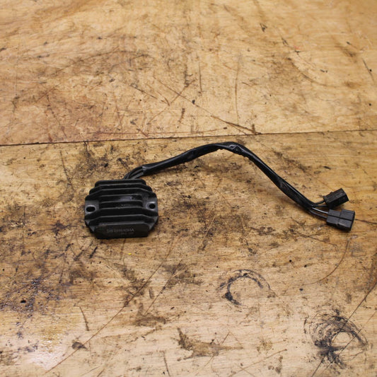 04-09 SUZUKI GS500F RECTIFIER VOLTAGE REGULATOR BB335