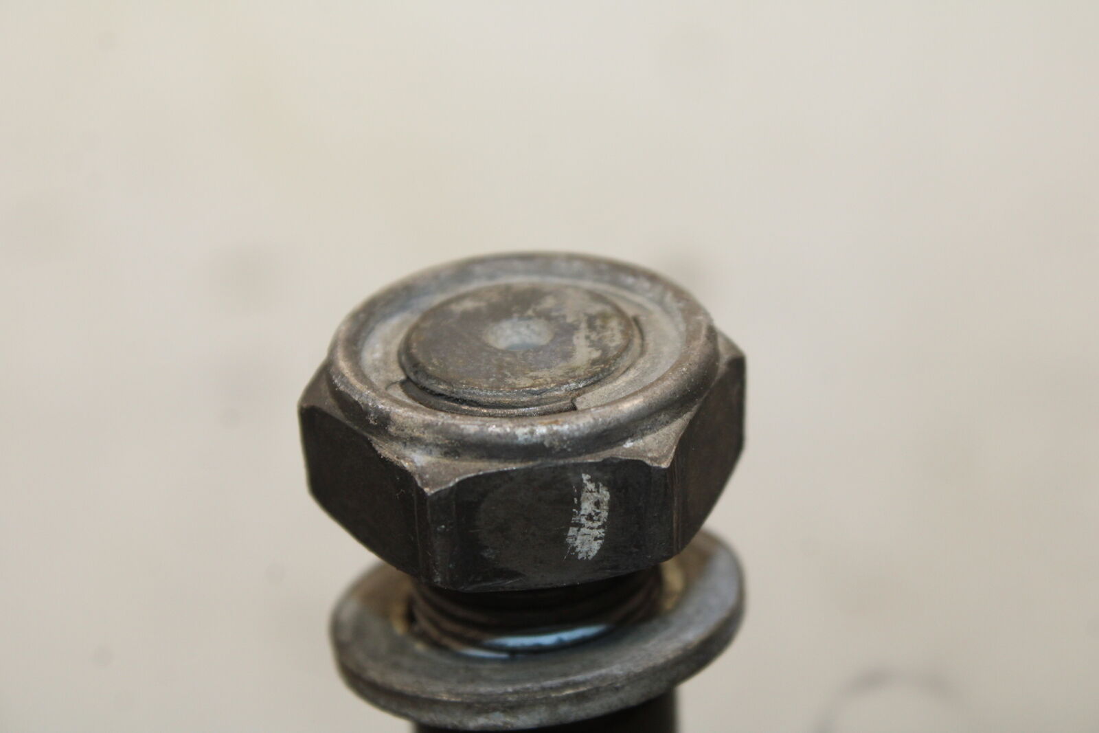 04-12 HONDA ST1300A REAR AXLE BACK WHEEL RIM PIVOT BOLT AXEL BB669