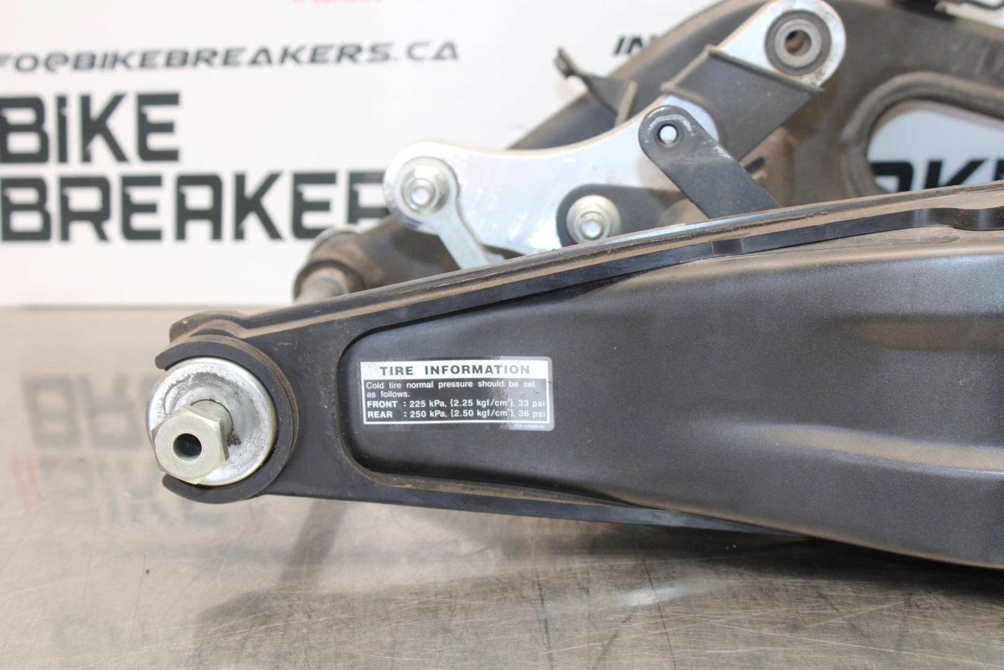 23-24 YAMAHA MT-07 REAR SWINGARM BACK SUSPENSION SWING ARM BB194