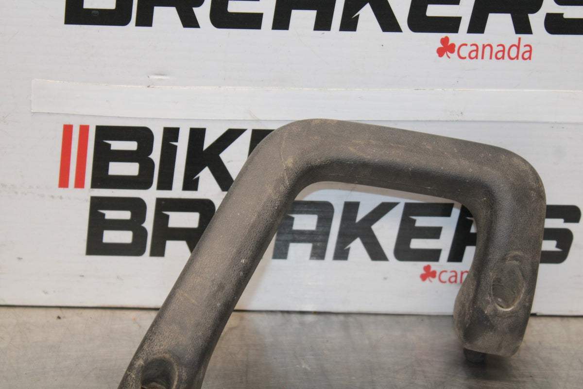 88-00 HONDA GOLDWING 1500 LEFT PASSENGER REAR SEAT GRAB BAR HANDLE BB883