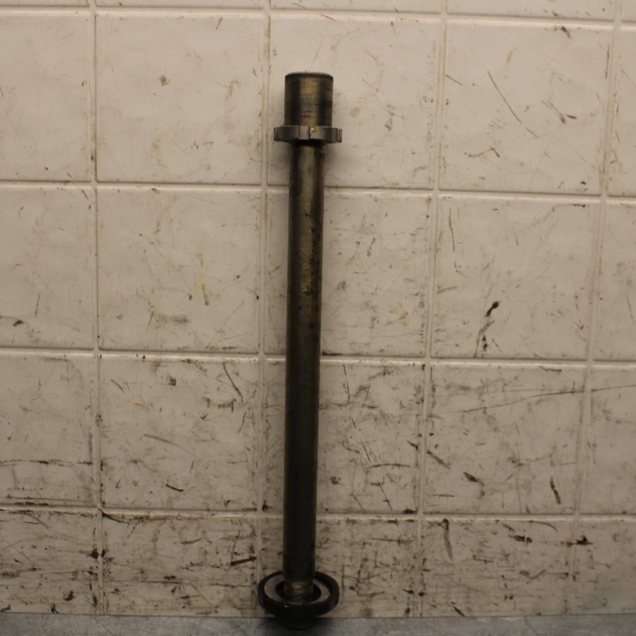 2007 Yamaha YZF R1 REAR BACK SWINGARM BOLT SUSPENSION PIVOT AXLE BB575