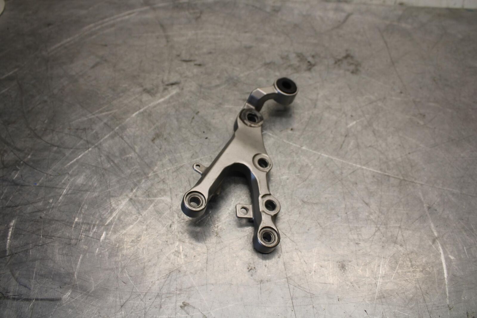 2008 Yamaha YZF R6 RIGHT REARSET REAR SET DRIVER FOOT PEG REST STOP BB521