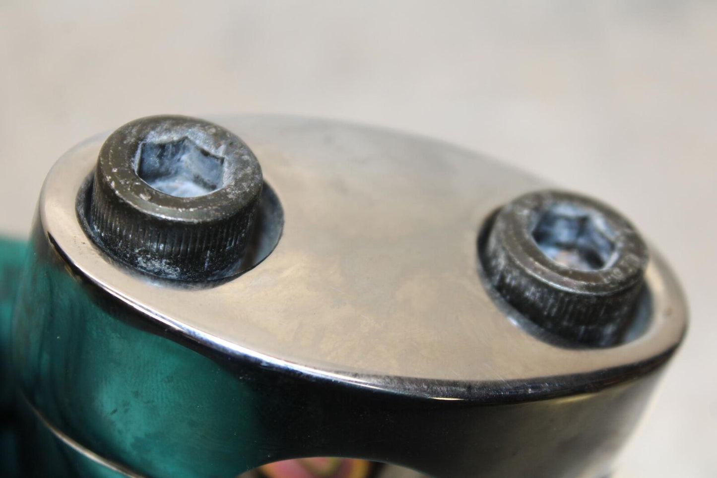 2005 Kawasaki Vulcan 1600 VN1600A Classic HANDLEBAR RISERS BB574