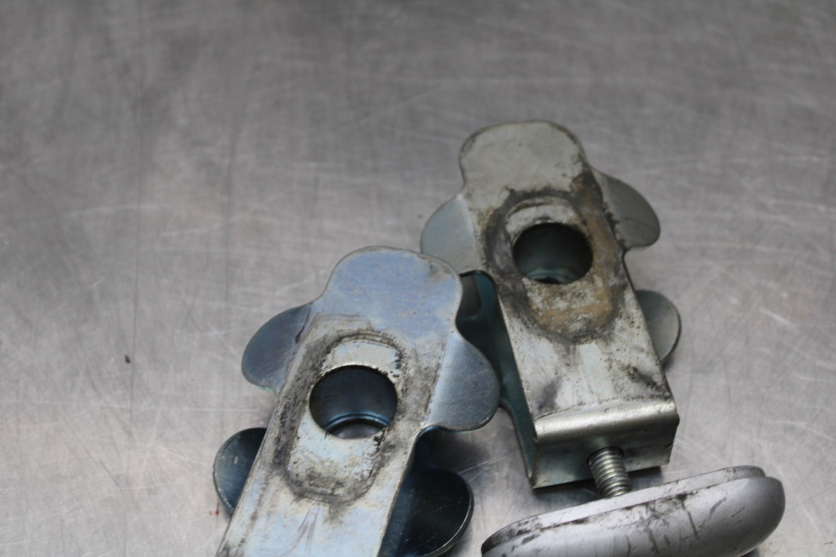 10 SUZUKI SV650 SWINGARM CHAIN TENSIONER ADJUSTMENT BRACKETS  BB181