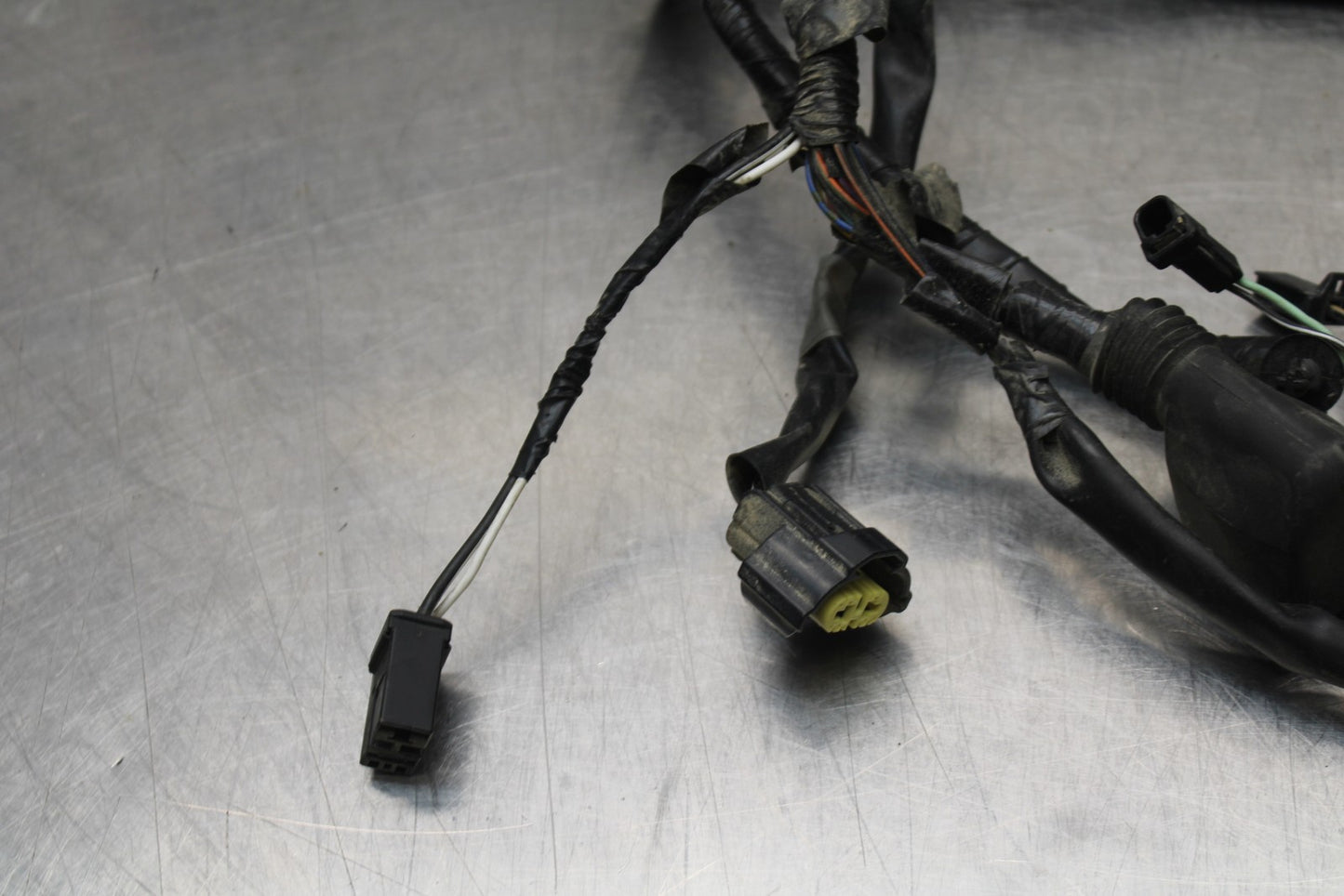 11-22 SUZUKI GSXR 600  HEADLIGHT SPEEDO GAUGES WIRING HARNESS WIRE LOOM BB193