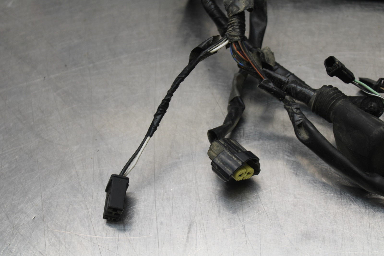 11-22 SUZUKI GSXR 600  HEADLIGHT SPEEDO GAUGES WIRING HARNESS WIRE LOOM BB193