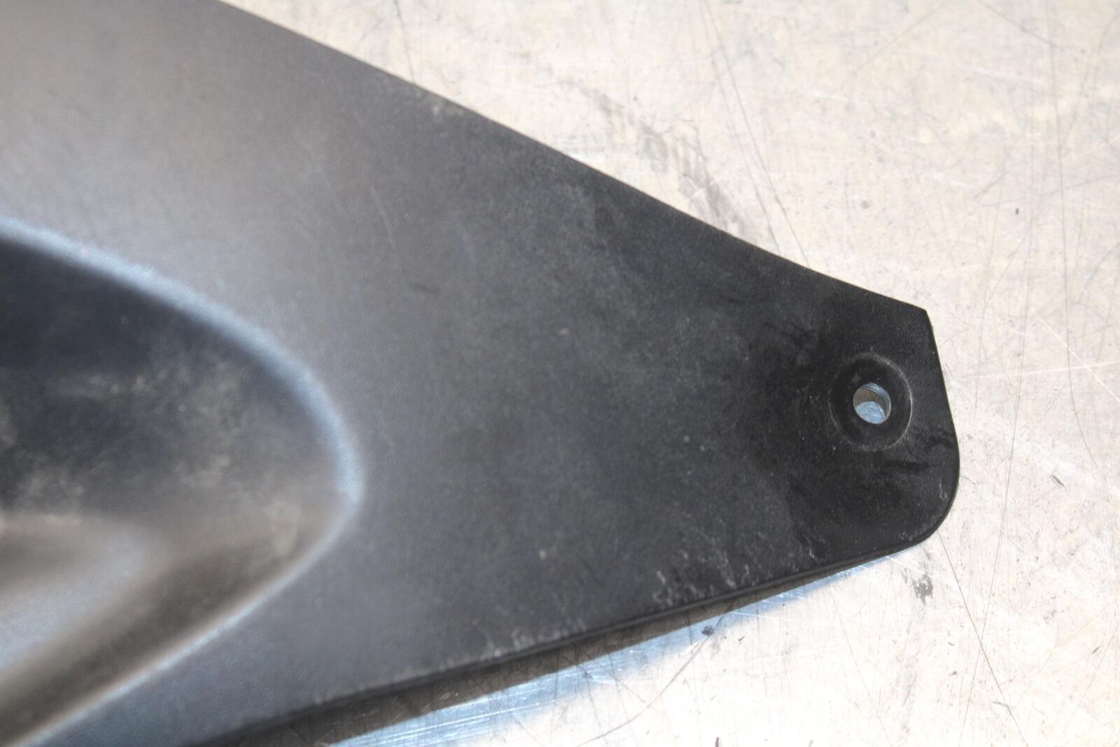 2007 Yamaha YZF R6 LEFT FRONT DUCT COVER PANEL COWL BB80