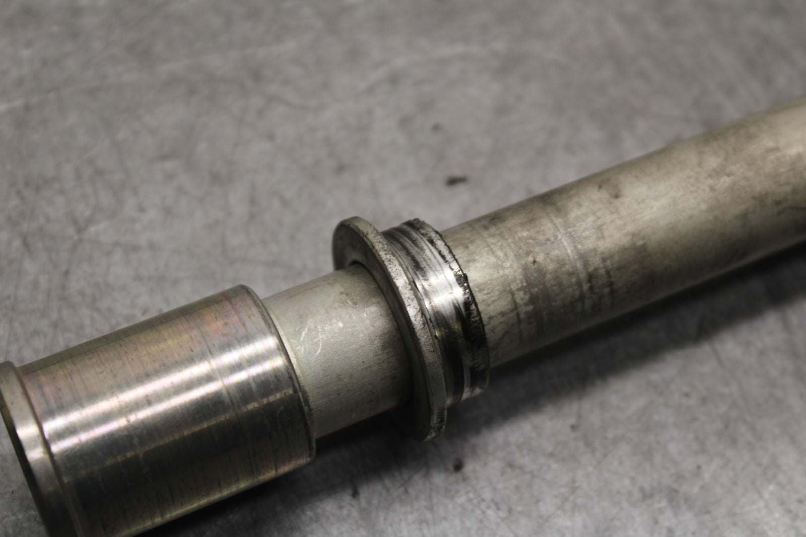 13-18 KAWASAKI NINJA ZX6R FRONT WHEEL RIM AXLE PIVOT BOLT 41068-0595 BB666