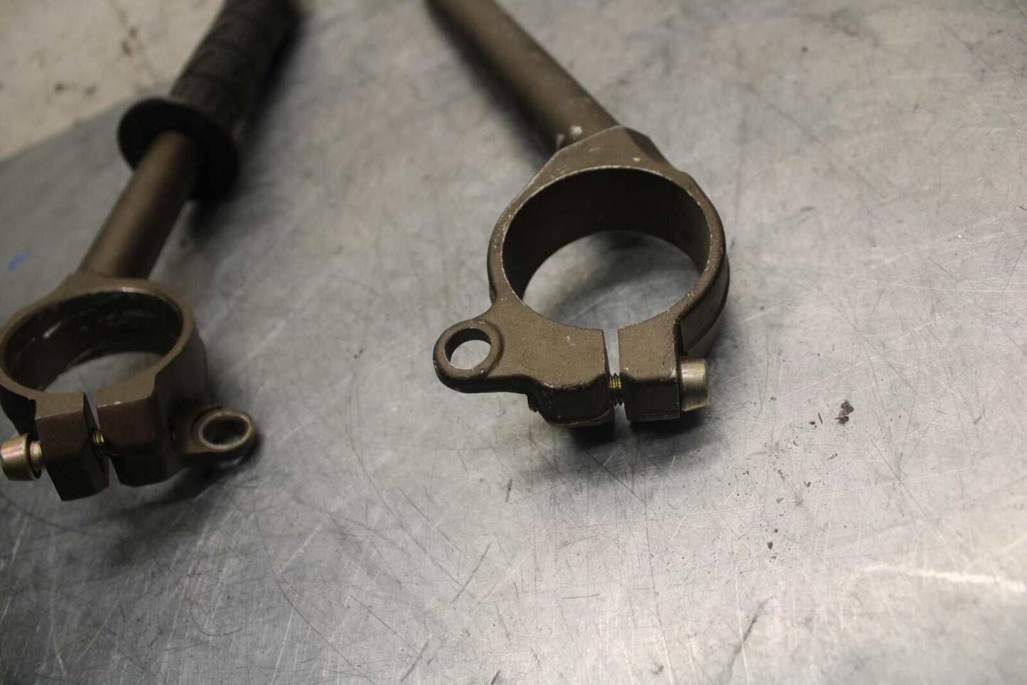 2005 Kawasaki Ninja ZX6R ZX636C LEFT RIGHT CLIP ON ONS HANDLEBARS PAIR SET BB03