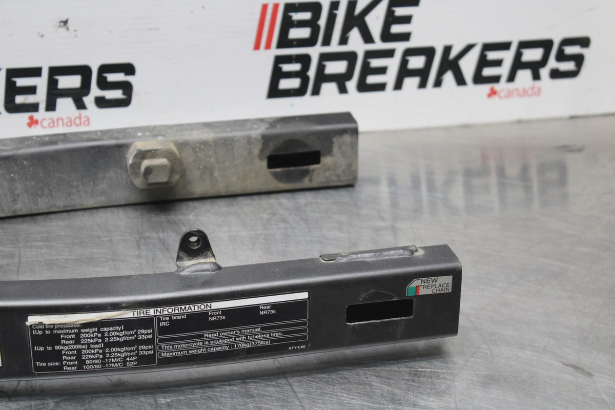 08 HONDA CBR125R REAR SWINGARM BACK SUSPENSION SWING ARM BB839