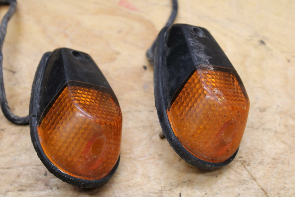 07-08 YAMAHA YZF R1 FRONT LEFT RIGHT TURN SIGNALS LIGHT INDICATORS BB337