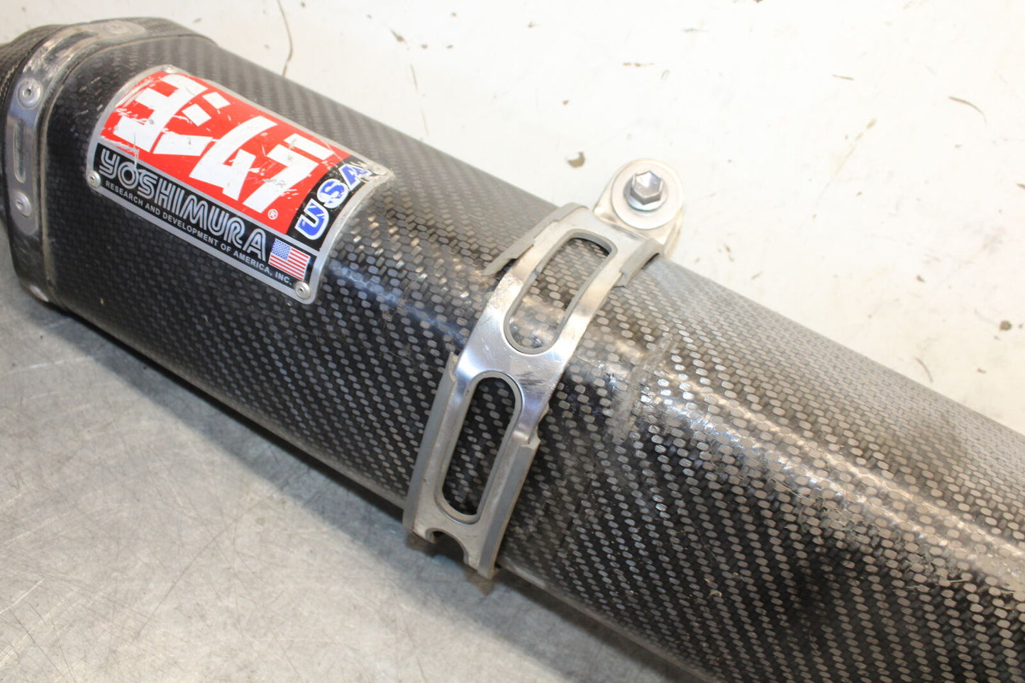 05-06 SUZUKI GSXR1000 YOSHIMURA EXHAUST PIPE MUFFLER SLIP ON CAN SILENCER BB677