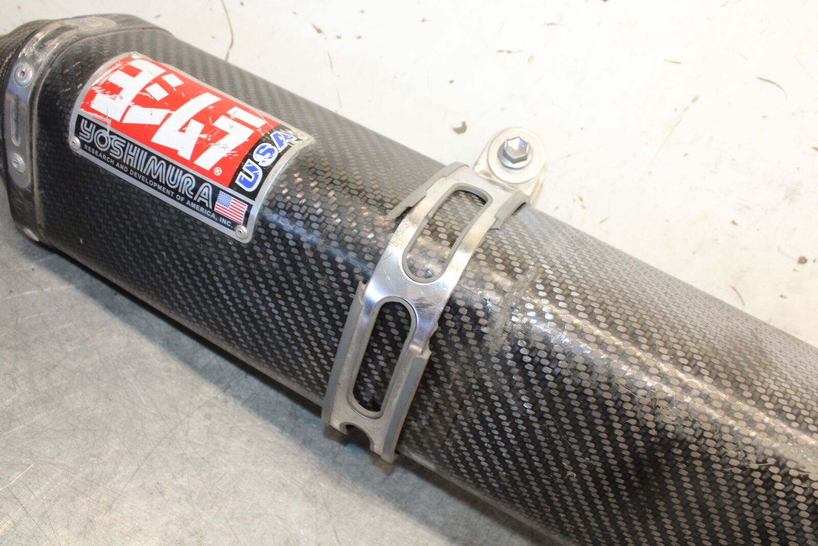 05-06 SUZUKI GSXR1000 YOSHIMURA EXHAUST PIPE MUFFLER SLIP ON CAN SILENCER BB677