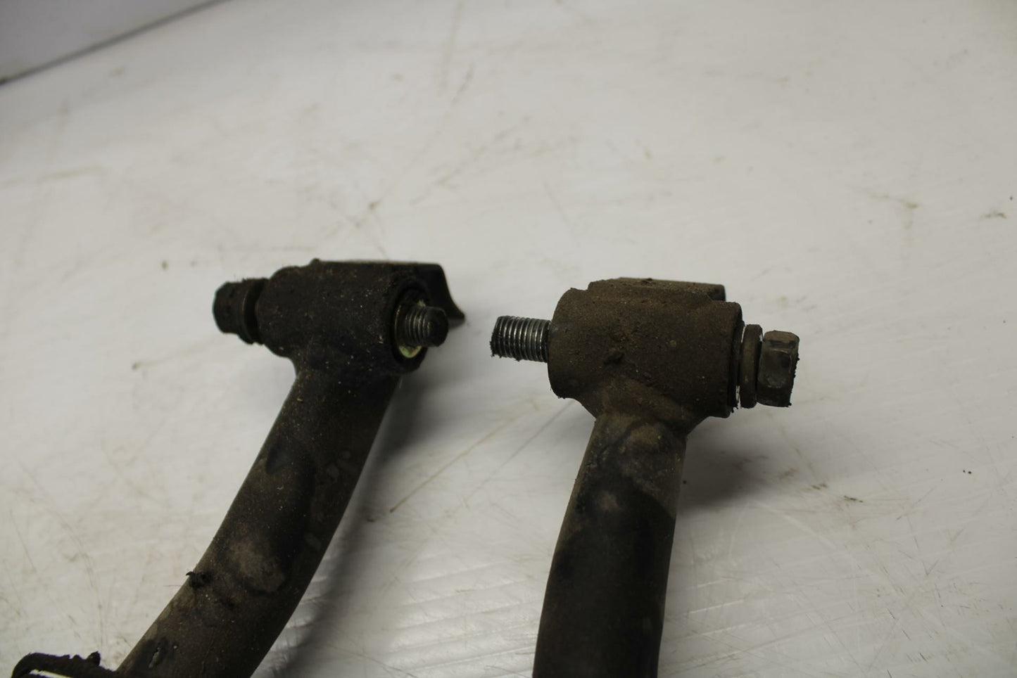 04-09 SUZUKI GS500F CENTER MAIN STAND 42100-01D90-ENM BB261