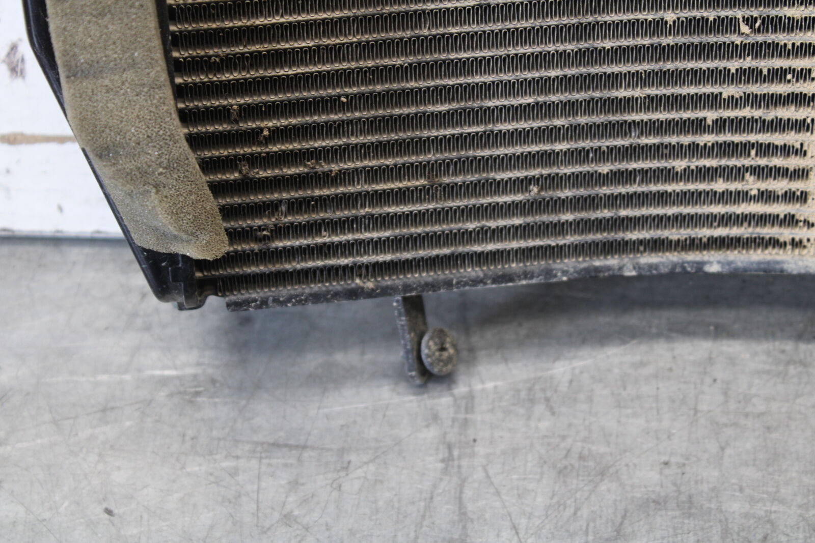 08-16 YAMAHA YZF R6 ENGINE RADIATOR MOTOR COOLER COOLING RADIATER BB665