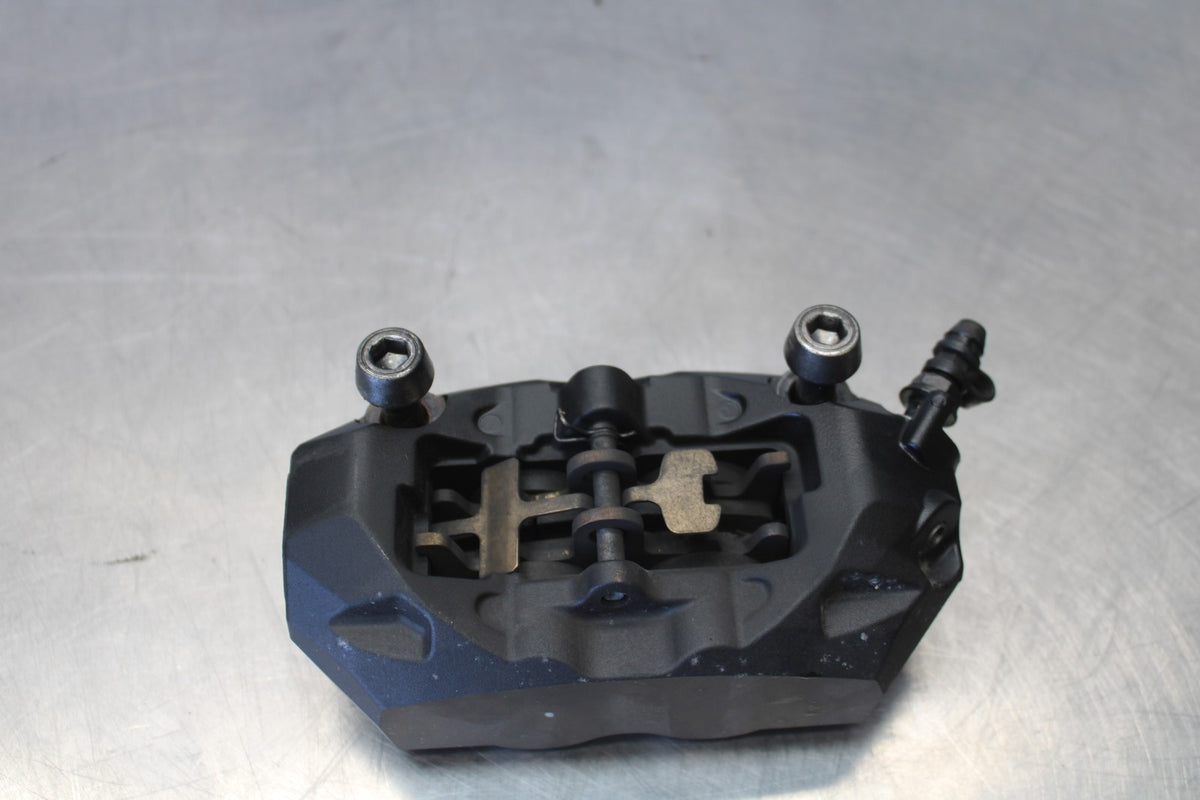 20 TRIUMPH STREET TRIPLE 765 RIGHT LEFT FRONT BRAKE CALIPER SET PAIR BB864