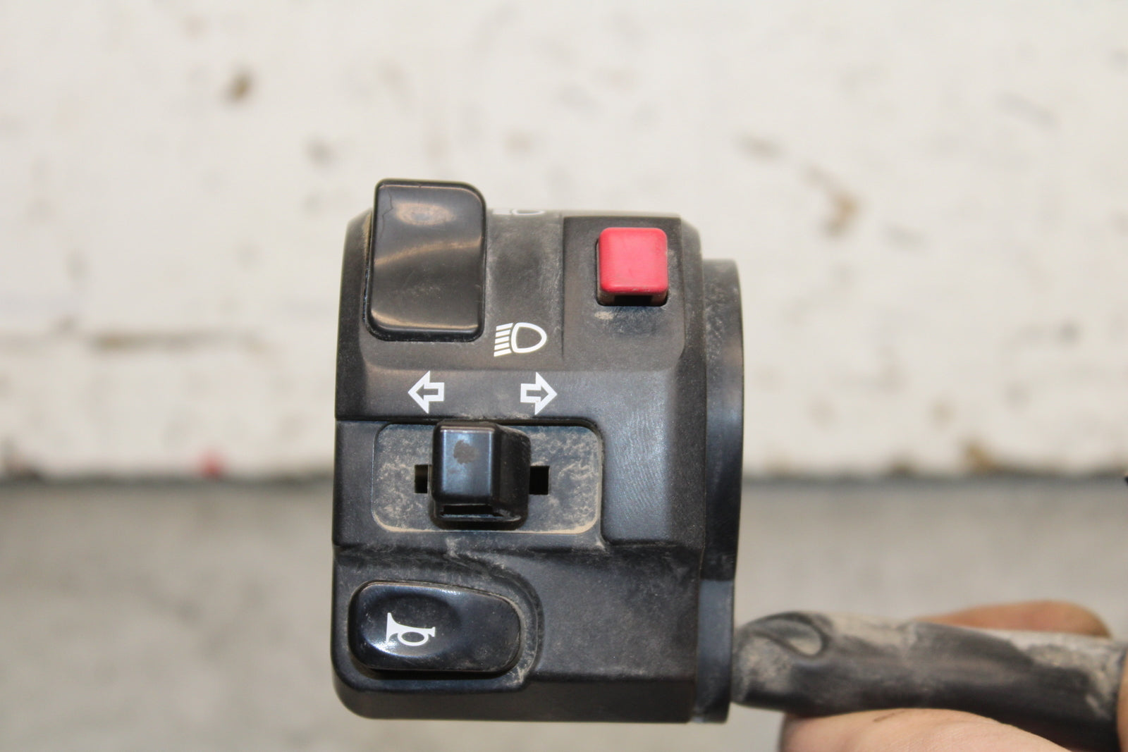 16-17 KAWASAKI VULCAN S 650 EN650 ABS LEFT HANDLE HORN SIGNALS SWITCH  BB731