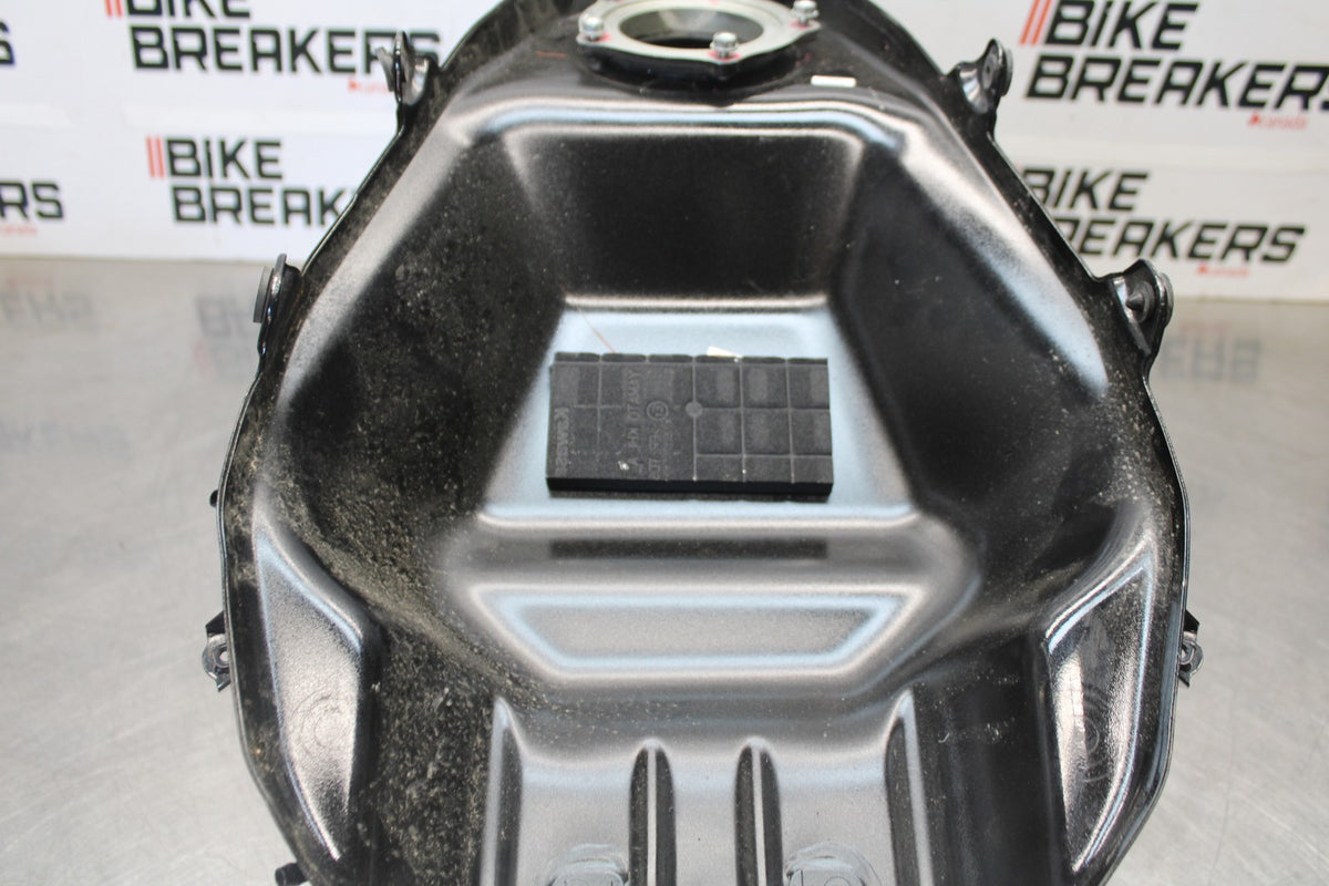 24-25 KAWASAKI NINJA 500 ABS GAS TANK FUEL CELL PETROL RESERVOIR BB899