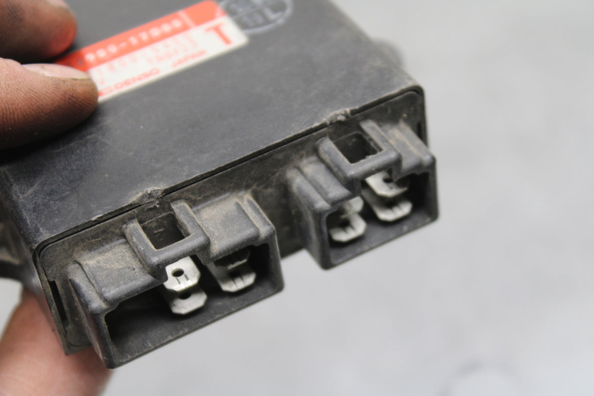 78 SUZUKI GS550E ECU COMPUTER CONTROLLER UNIT BLACK BOX ECM CDI BB133