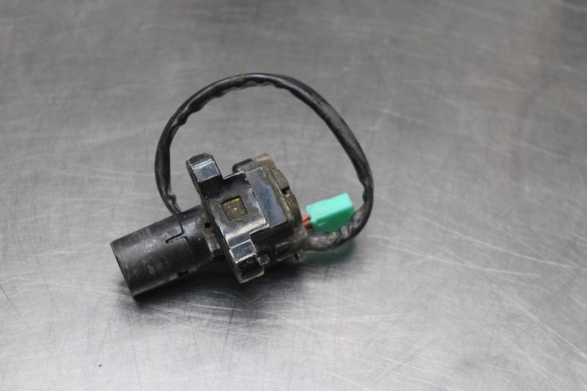 86 SUZUKI GSXR1100 G IGNITION LOCK NO KEY SET AND SEAT LOCK BB02