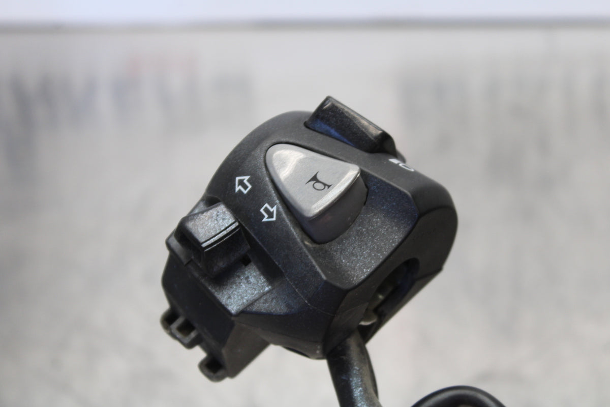 15-16 HONDA CB300F LEFT CLIP ON HANDLE HORN SIGNALS SWITCH SWITCHES BB150
