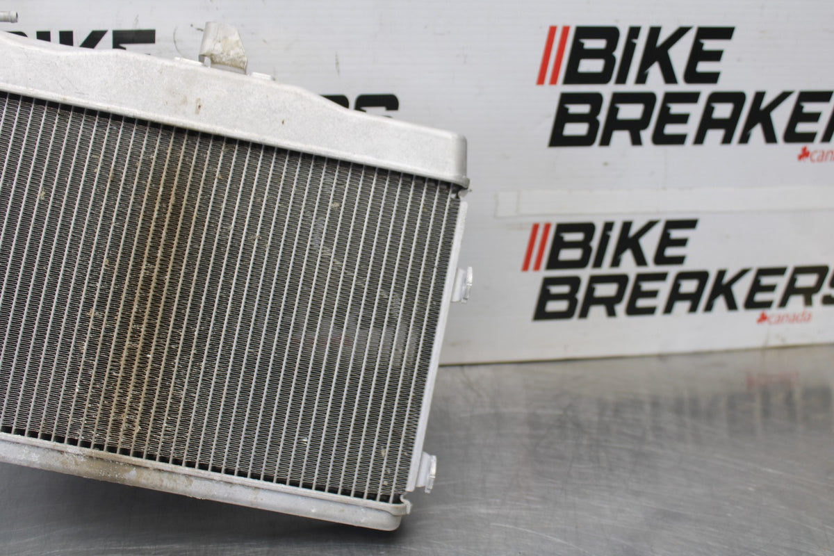 22-25 YAMAHA YZF R7 ENGINE RADIATOR MOTOR COOLER COOLING RADIATER BB00