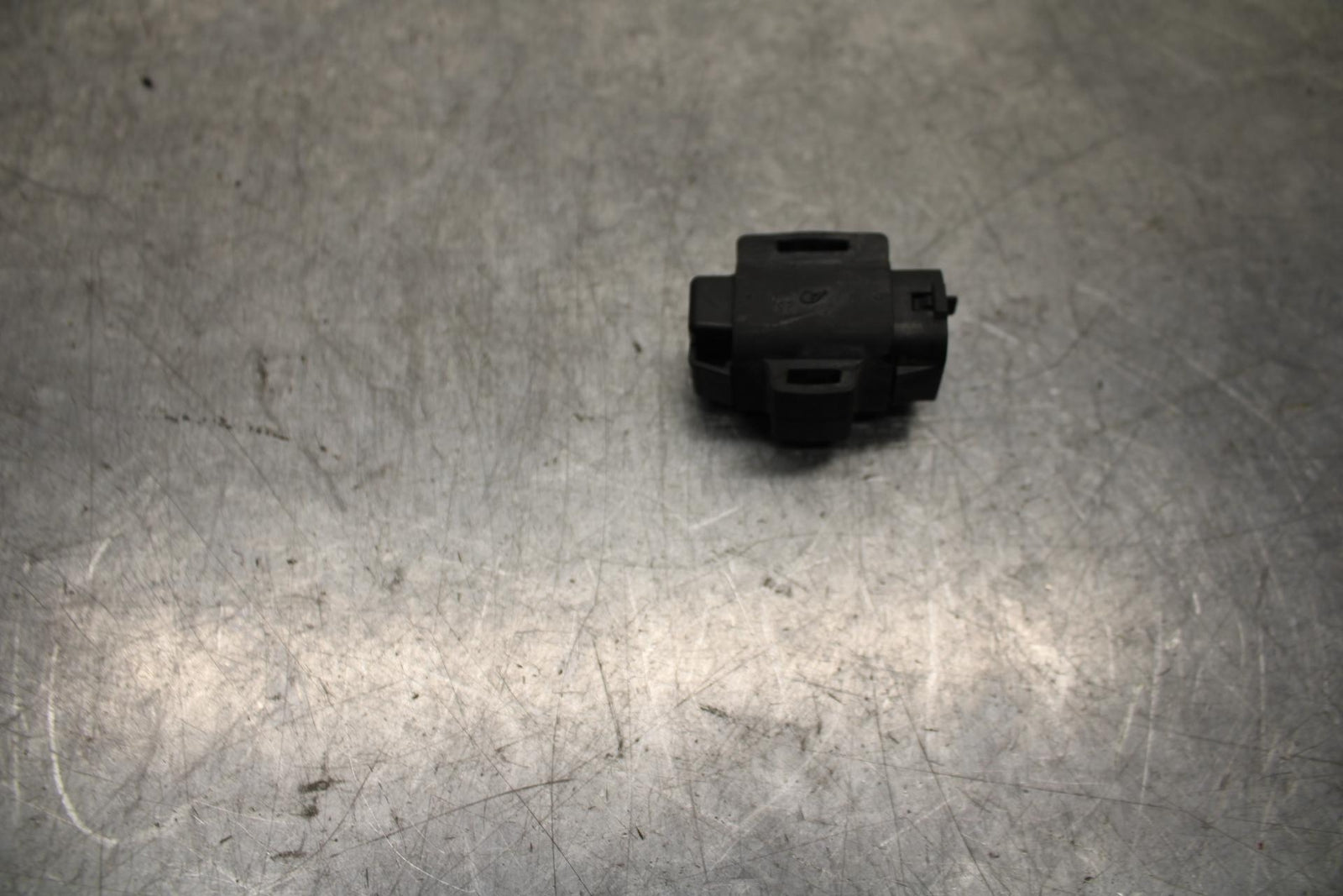 08-10 SUZUKI GSXR 600 750 TIP OVER BANK ANGLE CRASH SENSOR SWITCH  BB101