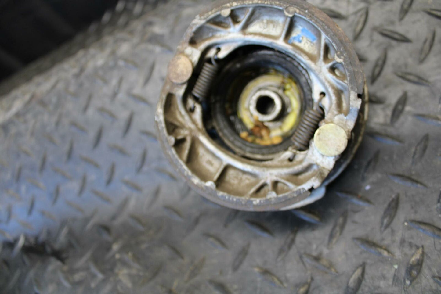 77 HONDA CT 70 TRAIL FRONT WHEEL HUB BRAKE BB234