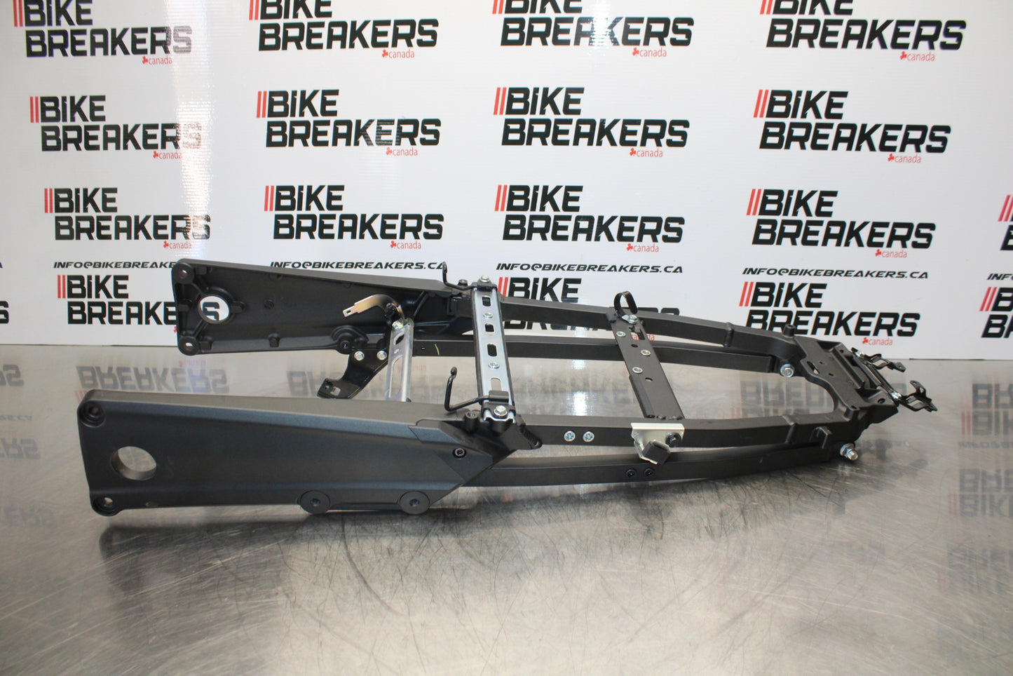 23-24 KAWASAKI NINJA ZX14R NEW!! REAR SUBFRAME BACK SUB FRAME BB153