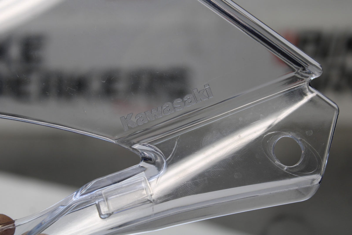 24-25 KAWASAKI NINJA ZX6R WINDSHIELD WINDSCREEN BB726