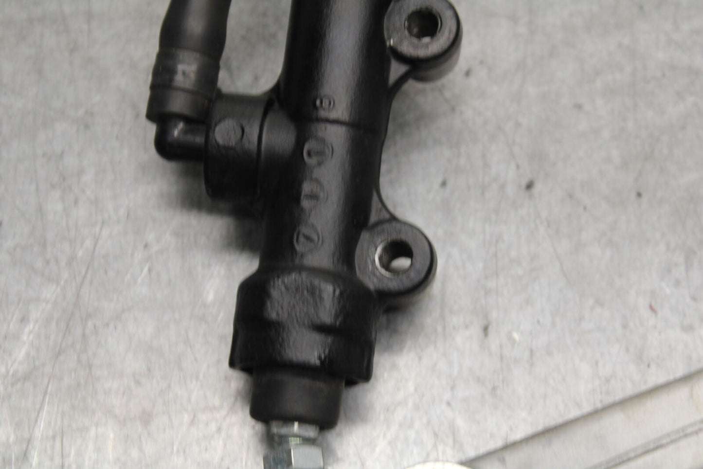 13-18 KAWASAKI NINJA ZX6R REAR BACK BRAKE MASTER CYLINDER W RESERVOIR BB666