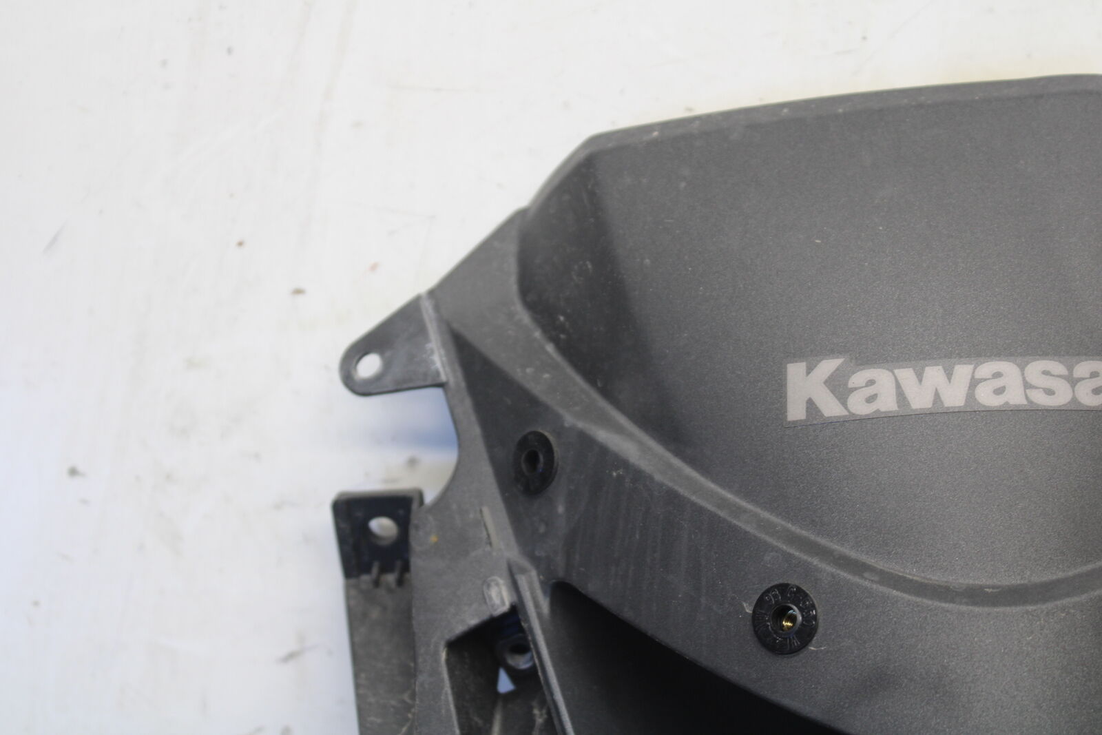 09-12 KAWASAKI NINJA ZX6R FRONT CENTER COWL FAIRING BB698