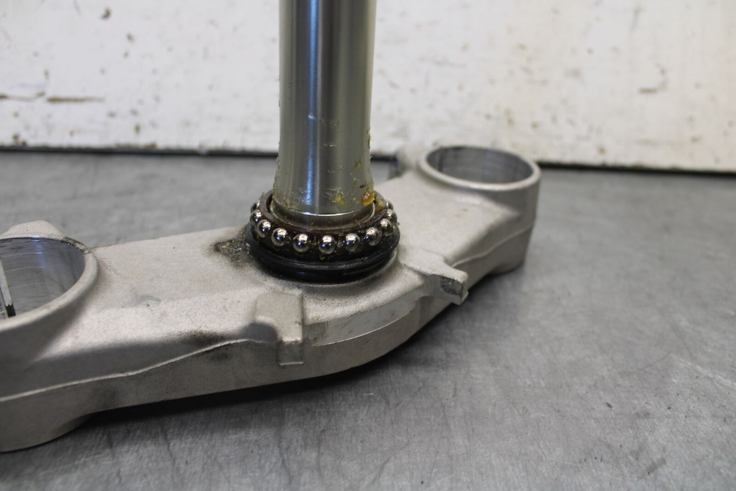 09-12 KAWASAKI NINJA ZX6R FRONT FORKS CLAMP LOWER TRIPLE TREE STEM BB698