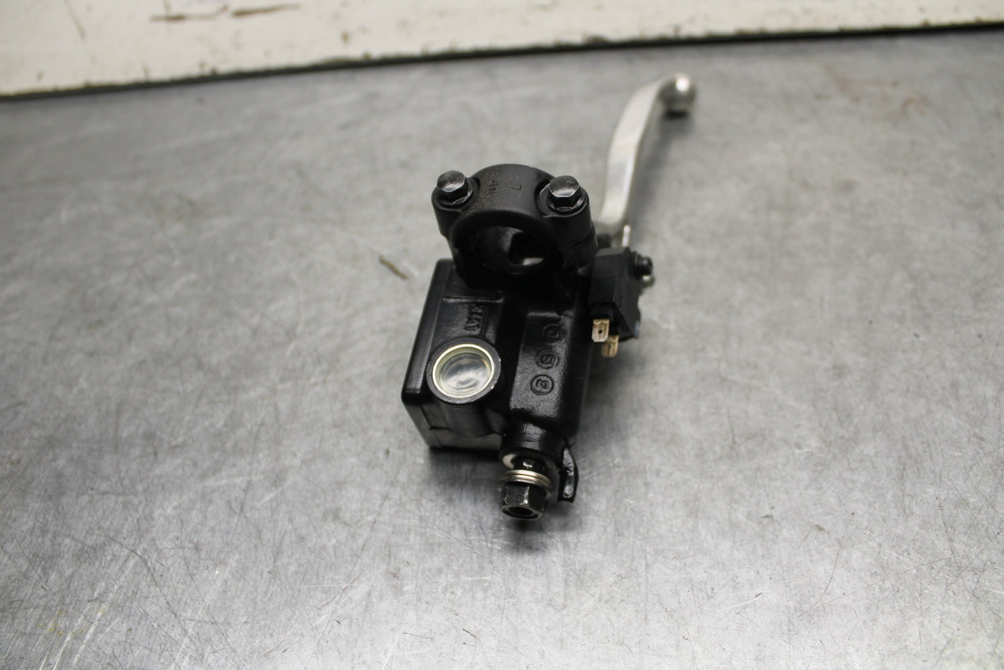 13-15 HONDA CBR500R FRONT BRAKE MASTER CYLINDER w/ LEVER 45510-MGZ-305 BB315