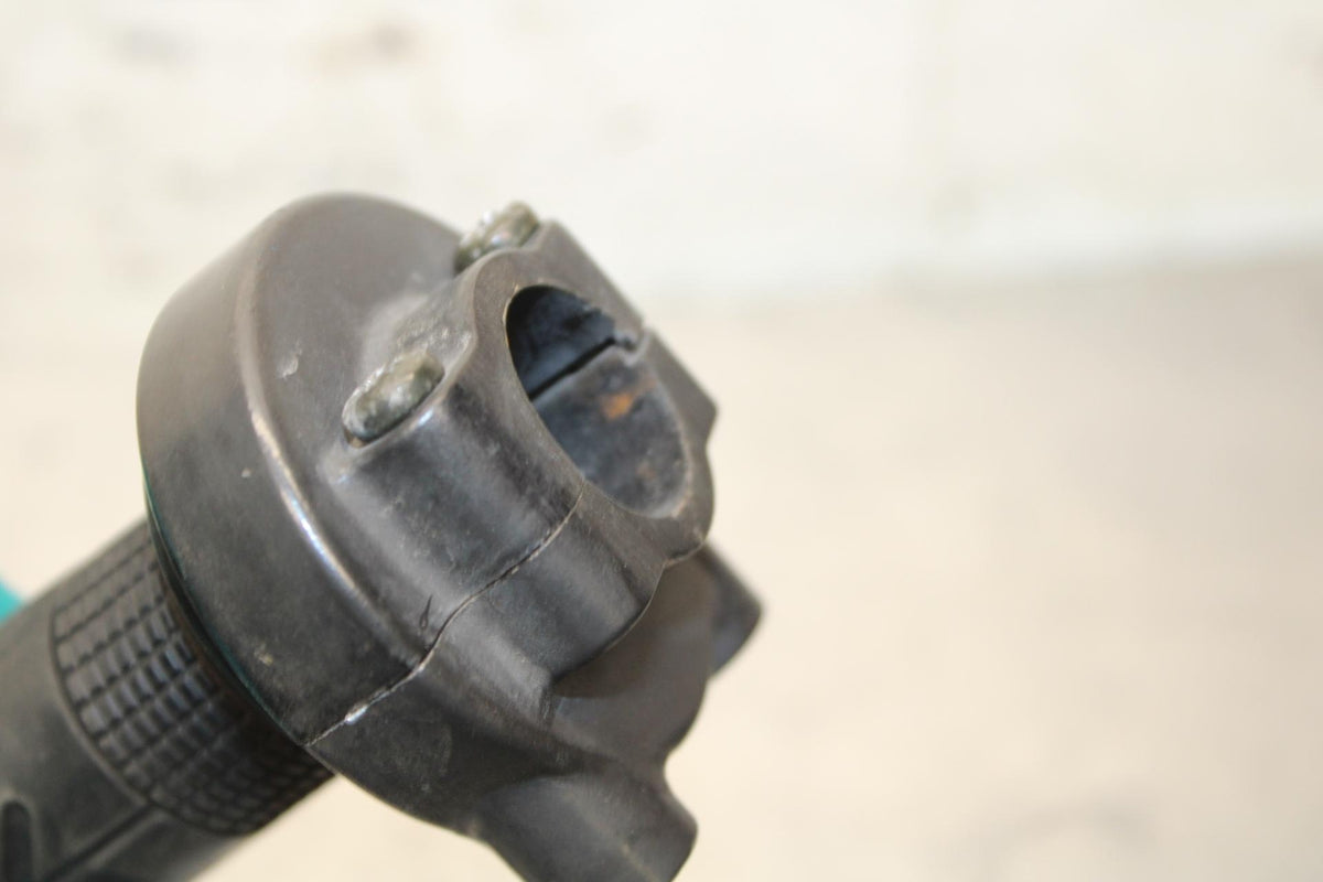 2000 Honda Super Hawk 1000 VTR1000F RIGHT THROTTLE GRIP BB577