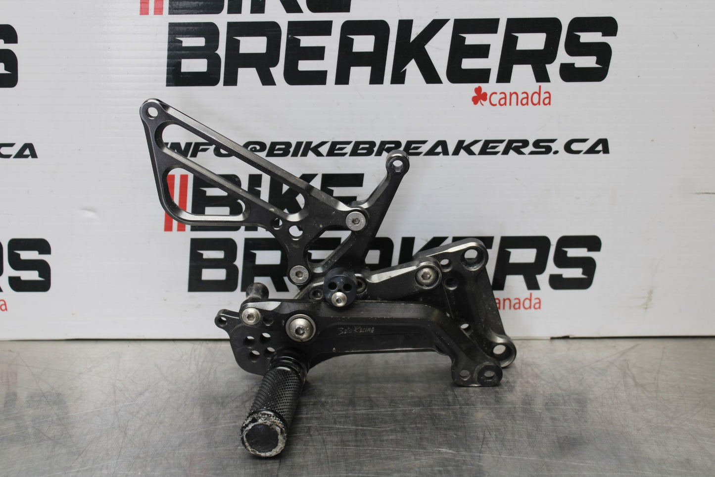12-14 BMW S1000RR AFTERMARKET RIGHT REARSET REAR SET DRIVER FOOT PEG REST BB204
